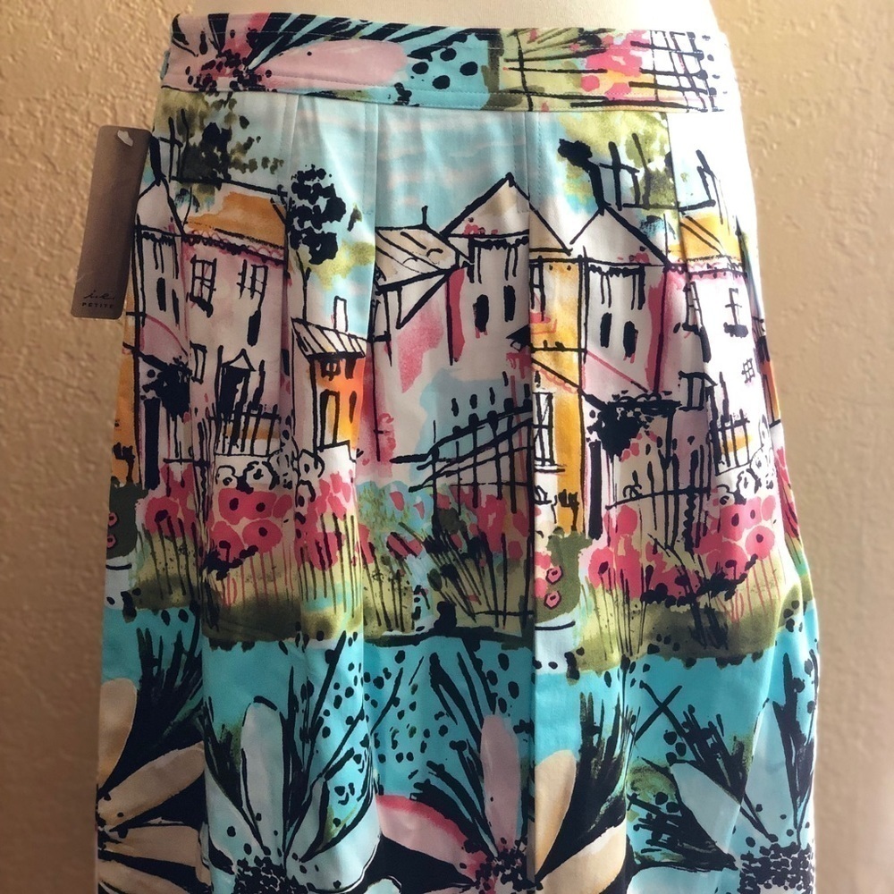 Women’s petite printed pleated skirt size 10P - Picture 3 of 8